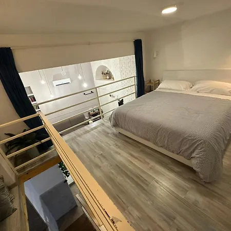 La Maisonette At Duomo Nápoles