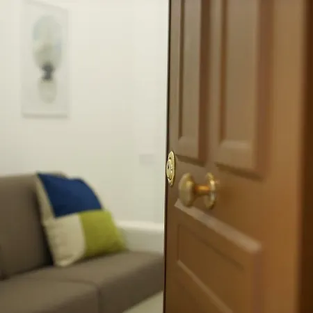 La Maisonette At Duomo Nápoles