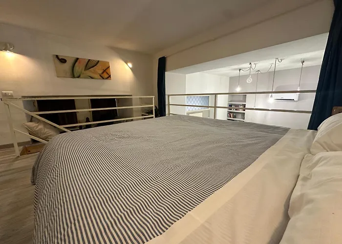 La Maisonette At Duomo Neapol