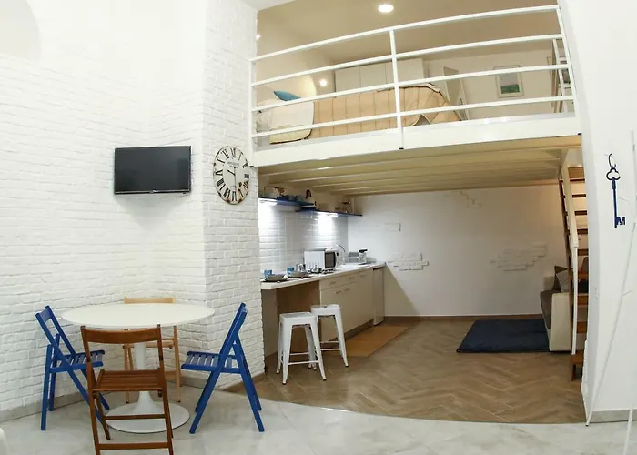 La Maisonette At Duomo * Neapol