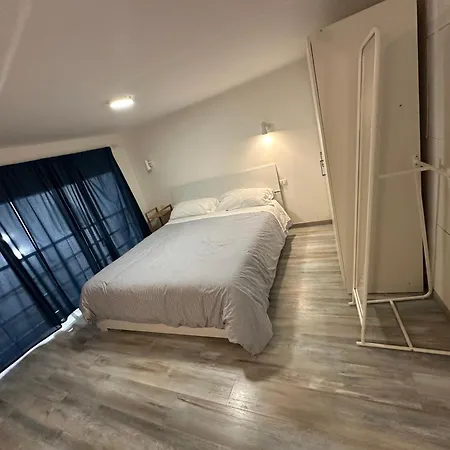 La Maisonette At Duomo Daire